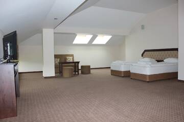 Фото номера Двухместный номер с 1 кроватью Отель Hotel Podkovata г. Етрополе 3