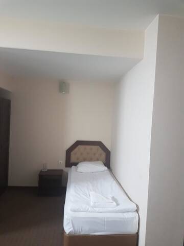 Фото номера Трехместный номер Отель Hotel Podkovata г. Етрополе 3